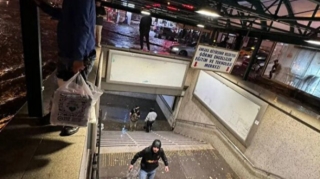 Metronu su basıb